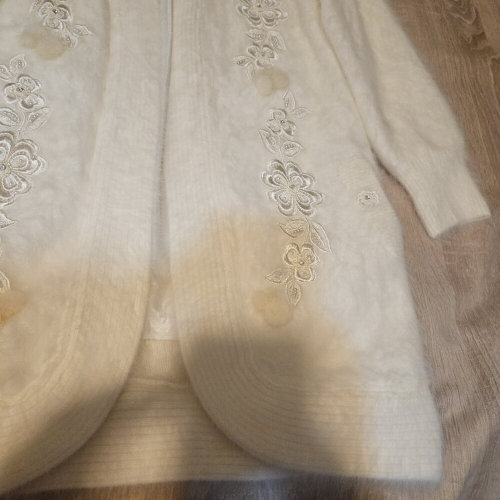 Belldini Womens Size S Ivory Open Front Angora Sweater Jacket Beaded Embroidered - Picture 3 of 8